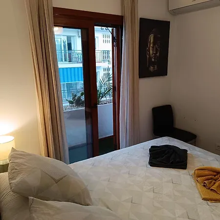 Апартаменты Carabeo Perla Pool Centro Нерха